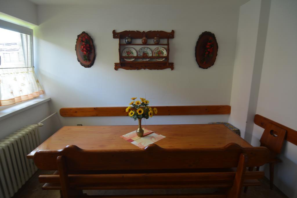 Privat Marika Nova Lesna Exterior foto